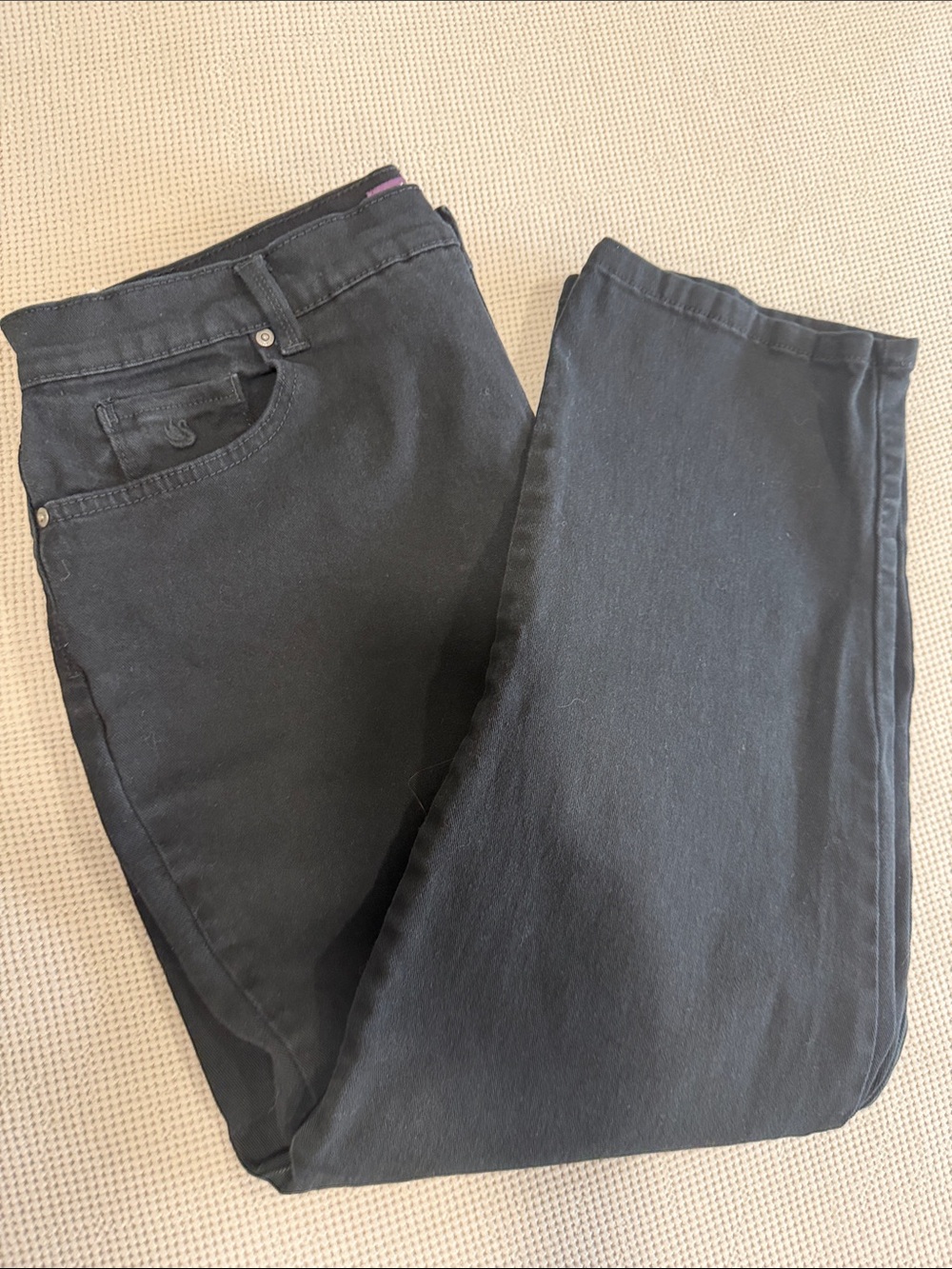 Gloria Vanderbilt Black Straight-Leg Jeans